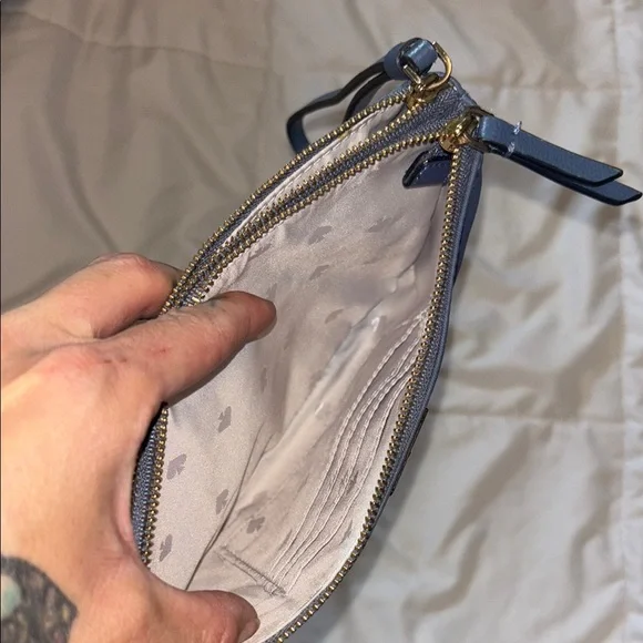 Like New Kate Spade ♠️ Navy Blue Women's Clutch - Picture 6 of 7